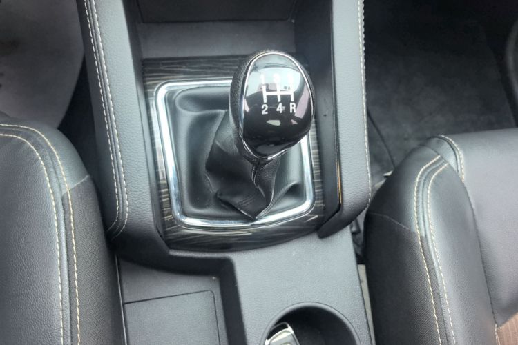 比速汽车 比速M3 2017款 1.5L 尊享型中控内饰18