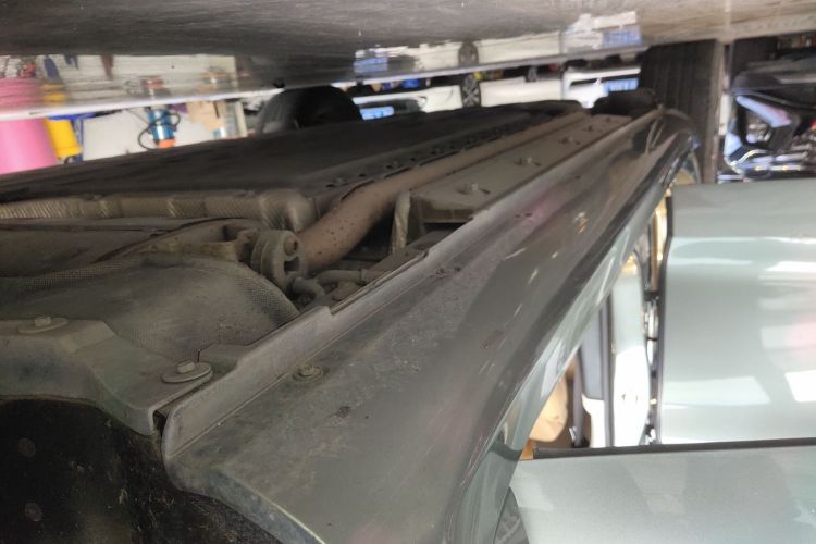 鸿蒙智行 问界M5 2022款 增程四驱旗舰版局部细节9001