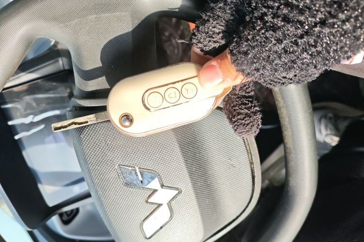 五菱汽车 宏光MINIEV 2022款 自在款 磷酸铁锂中控内饰11