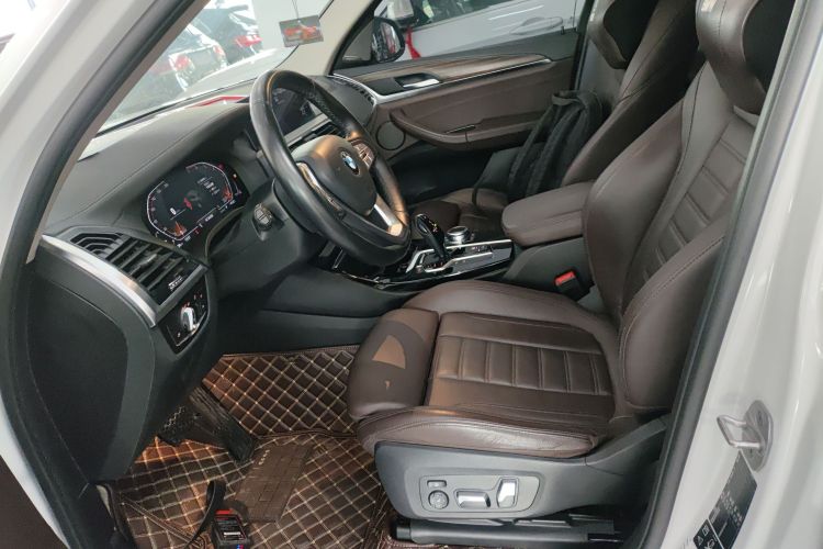 宝马X3 2021款 xDrive28i 豪华套装中控内饰19