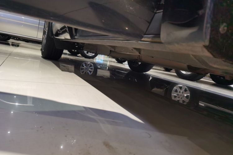 别克 昂科旗 2022款 652T 四驱尊贵型 7座局部细节9001