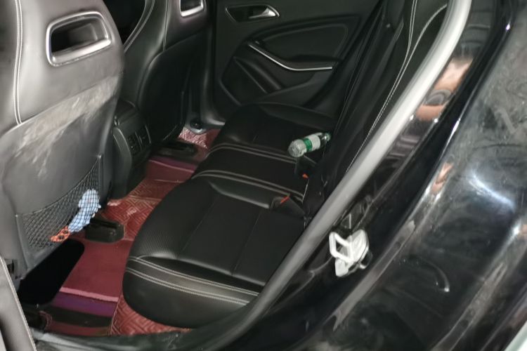 奔驰GLA 2016款 GLA 200 时尚型中控内饰7004