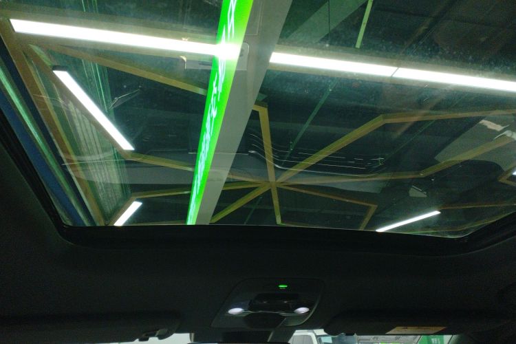 蔚来ES6 2020款 600KM 运动版中控内饰22