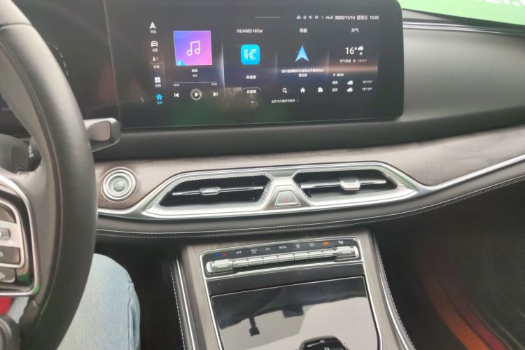 蓝电E5 2023款 1.5L DE-i 100KM畅享型 7座中控内饰16