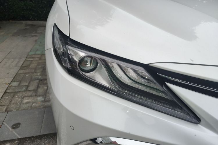 丰田 凯美瑞 2021款 2.0G 豪华版车身外观8