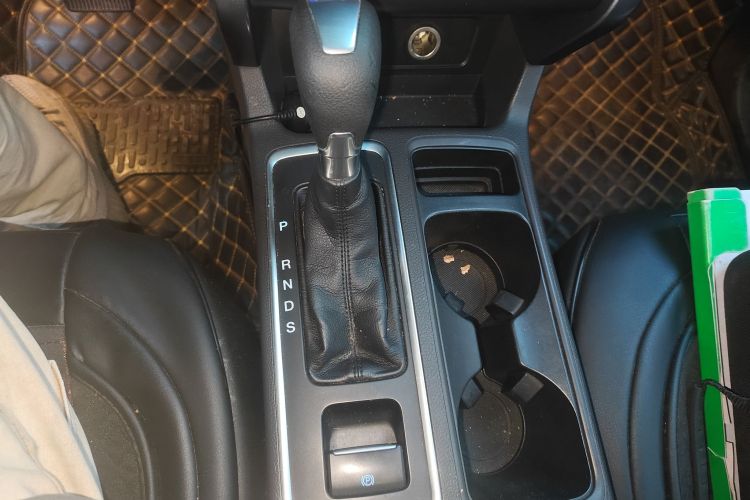 福特 翼虎 2017款 EcoBoost 180 两驱精翼型中控内饰18