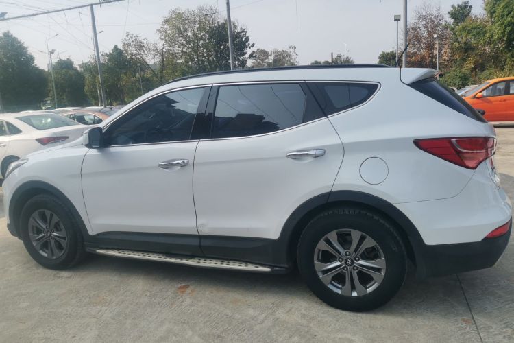 现代 胜达 2015款 2.4L 自动两驱智能型 5座车身外观4