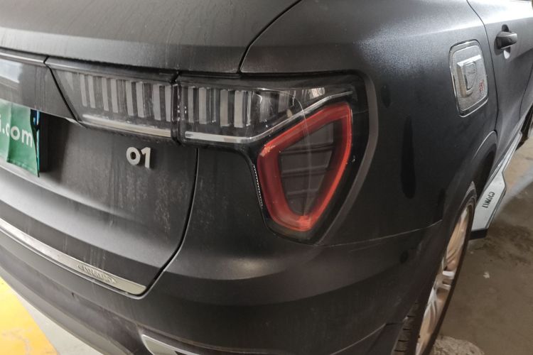 领克01 2017款 2.0T 两驱型Pro版车身外观9