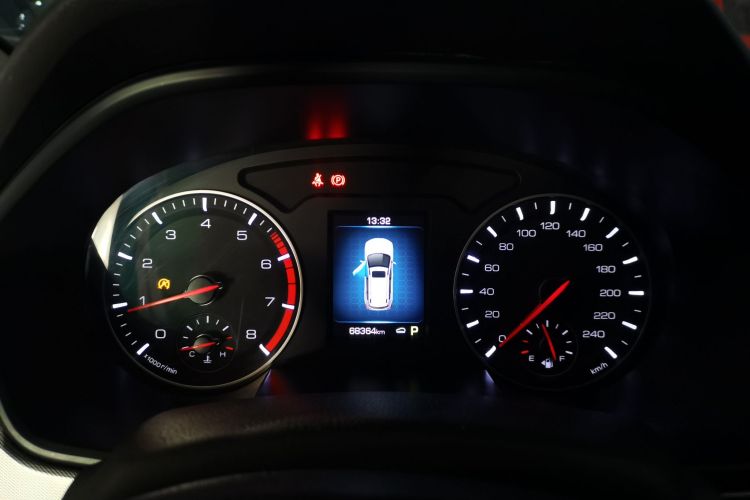 哈弗H6 2018款 蓝标 运动版 1.5T 自动两驱精英型中控内饰14