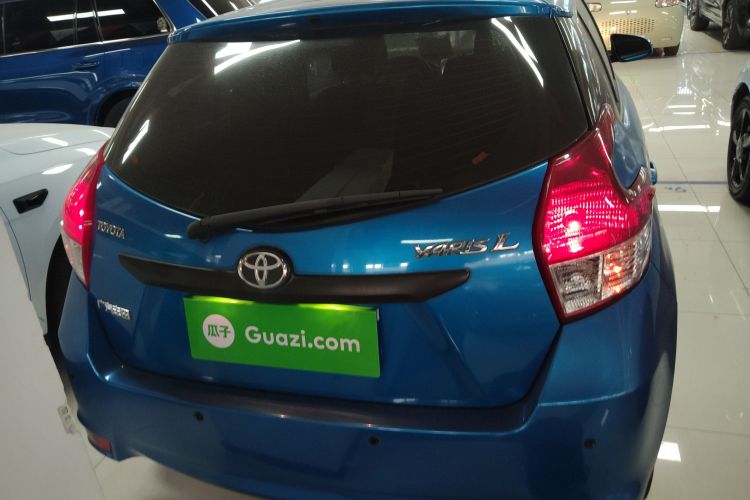 丰田 YARiS L 致炫 2014款 1.3E 自动魅动版车身外观6