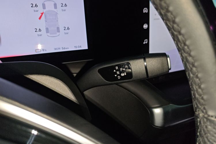 小鹏P7 2022款 670E+局部细节18