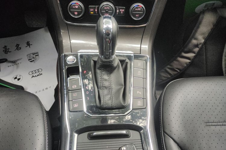 大众 帕萨特 2016款 330TSI DSG御尊版局部细节18