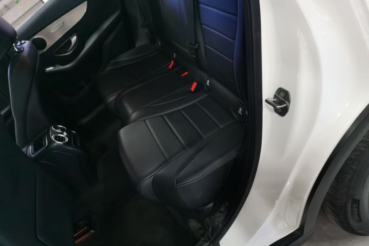 奔驰GLC 2021款 GLC 260 L 4MATIC 动感型中控内饰21