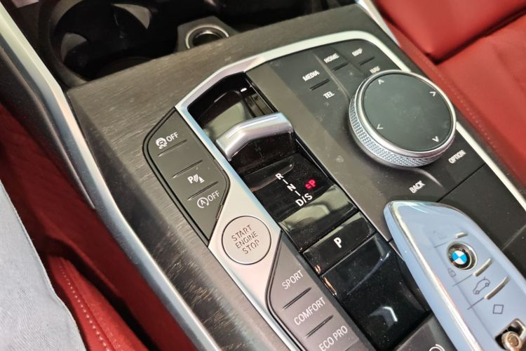 宝马3系 2024款 325i M运动套装局部细节18