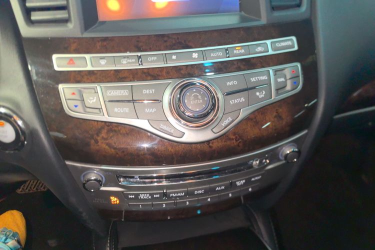 英菲尼迪QX60(进口) 2016款 2.5 S/C Hybrid 两驱卓越版 国V中控内饰16