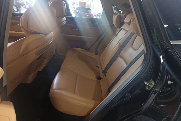 鸿蒙智行 问界M5 2022款 增程四驱性能版中控内饰21