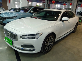 沃尔沃S90新能源 2022款 T8 E驱混动 智逸豪华版