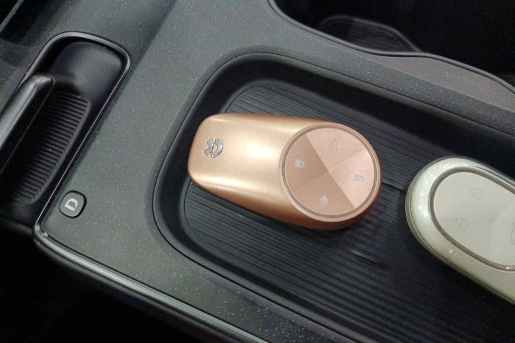 蔚来ET5 2022款 75kWh中控内饰11