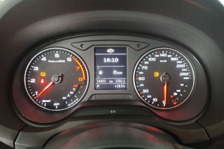 奥迪A3 2020款 改款 Limousine 35 TFSI 进取型 国VI中控内饰14