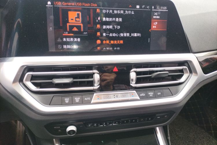 宝马3系 2021款 320Li M运动套装中控内饰16