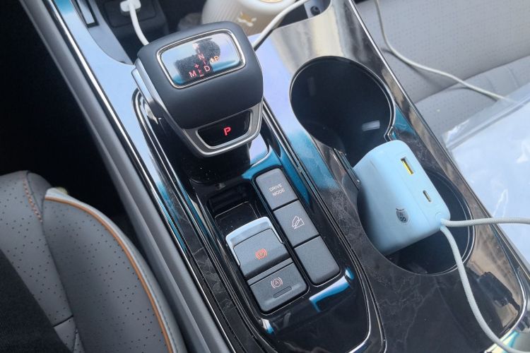 东风风行 风行游艇 2022款 1.5T DCT逐浪版中控内饰18