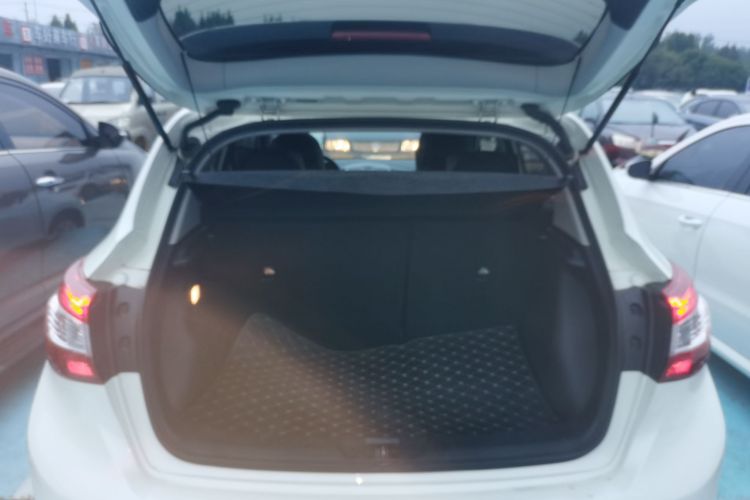 日产 骐达TIIDA 2021款 1.6L CVT酷动版局部细节23