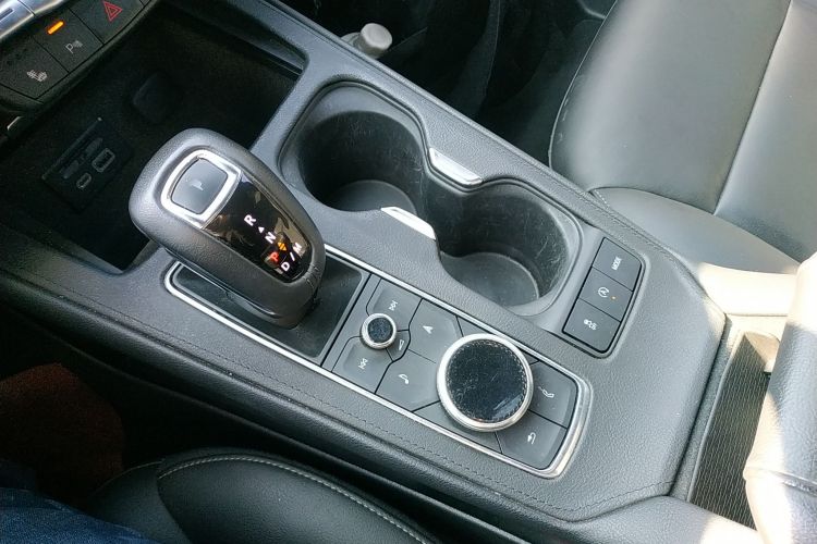 凯迪拉克XT4 2018款 28T 两驱领先型局部细节18