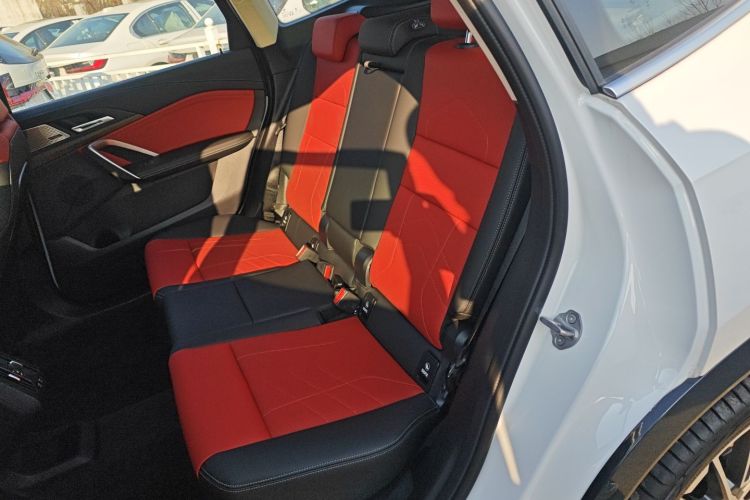 宝马X1 2023款 xDrive25Li X设计套装中控内饰21