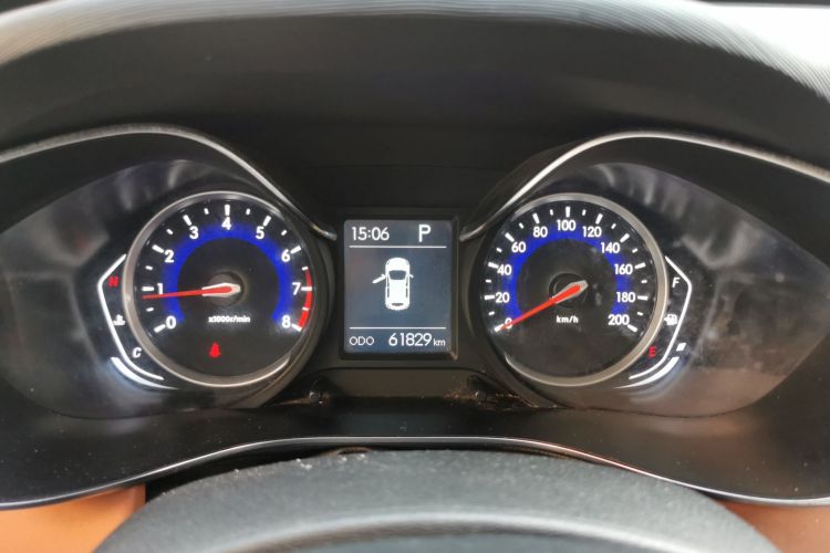 北京汽车 绅宝X35 2016款 1.5L 自动豪华版中控内饰14