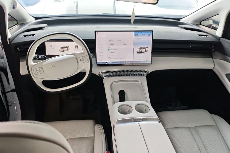 小鹏X9 2024款 640四驱高性能Max中控内饰12