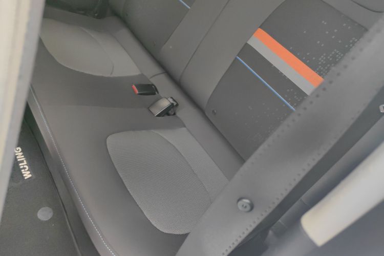 五菱汽车 宏光MINIEV 2022款 悦享款 磷酸铁锂中控内饰21