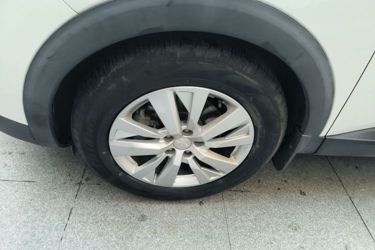 标致4008 2018款 350THP 舒适版车身外观6002