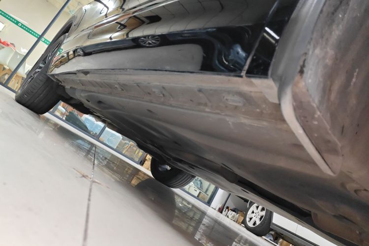 大众 途观L 2022款 330TSI 自动两驱R-Line越享版局部细节9001