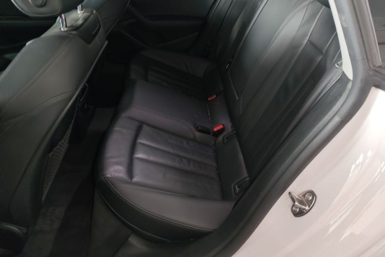 奥迪A5 2017款 Sportback 45 TFSI quattro 运动型中控内饰21