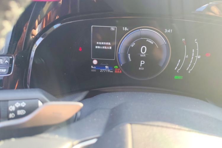 雷克萨斯NX 2023款 350h 前驱 创悦版中控内饰15