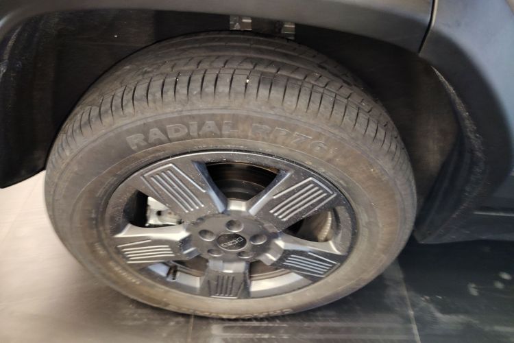 奇瑞iCAR 03 2024款 401km 两驱标准悦潮版车身外观6008