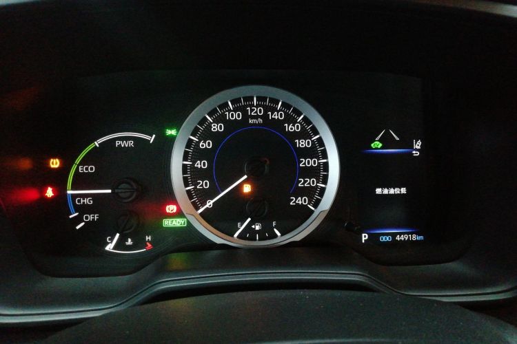 丰田 雷凌 2022款 双擎 1.8H E-CVT领先版中控内饰14