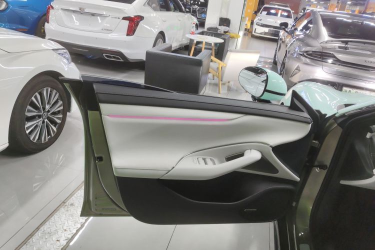 小米汽车 小米SU7 2024款 四驱超长续航高阶智驾Max版中控内饰7007