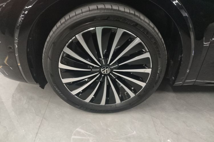 大众 威然 2022款 380TSI 尊贵版车身外观6007