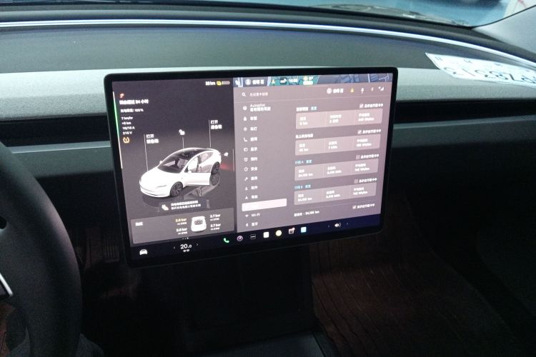 特斯拉 Model 3 2023款 后轮驱动版局部细节16