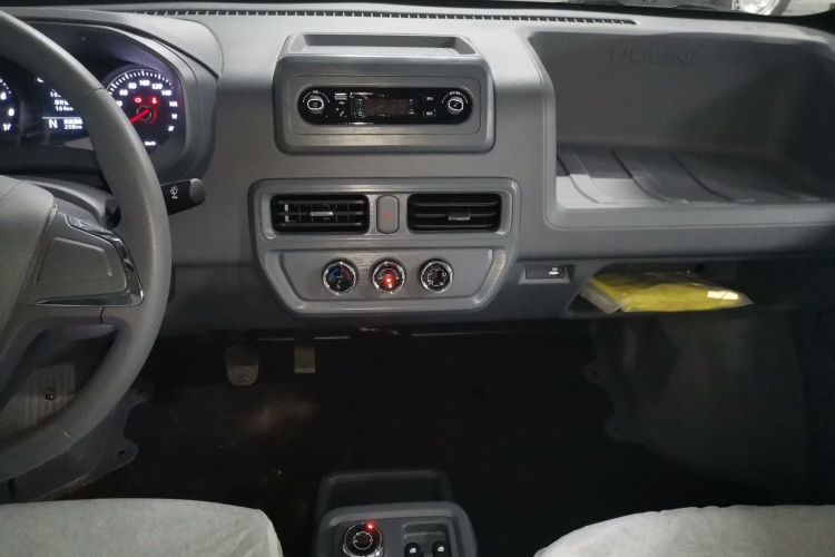 五菱汽车 五菱扬光 2025款 400km 客车版舒适型局部细节16