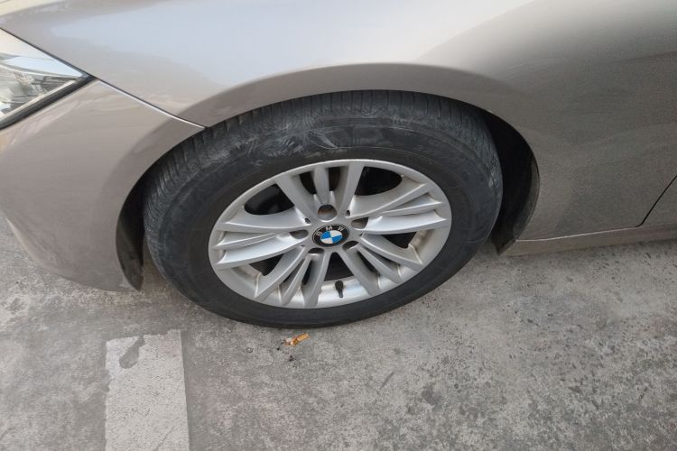 宝马3系 2014款 320Li 时尚型车身外观6001