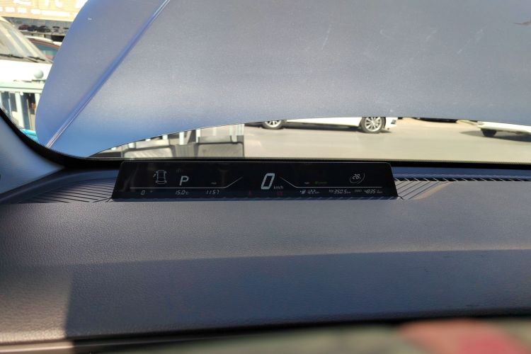 哪吒汽车 哪吒V 2021款 长续航娱乐版升级型局部细节14