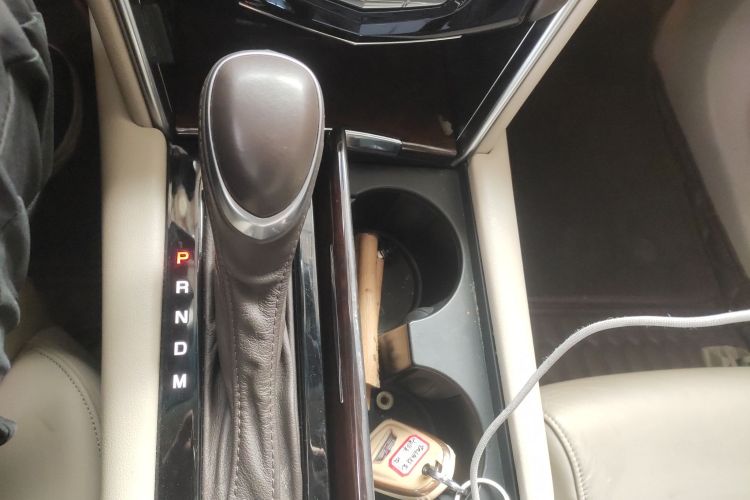 凯迪拉克XTS 2016款 28T 技术型局部细节18