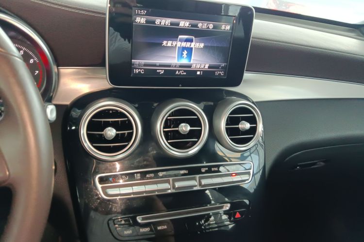 奔驰GLC 2019款 GLC 200 L 4MATIC局部细节16