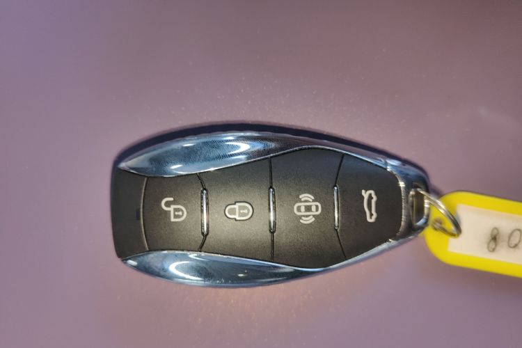 红旗天工08 2025款 680 Ultra四驱版中控内饰11