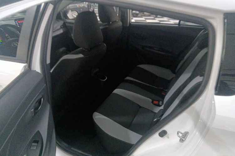 丰田 YARiS L 致炫 2020款 致炫X 1.5L CVT领先版中控内饰7004