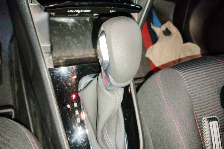 别克 昂科拉 2018款 18T 自动两驱都市领先型中控内饰18