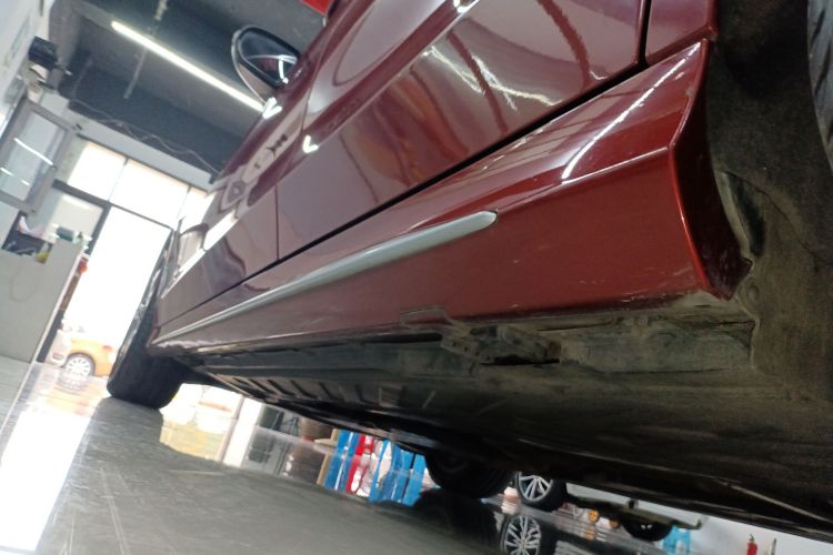 奔驰C级 2020款 改款 C 260 L 运动版局部细节9002