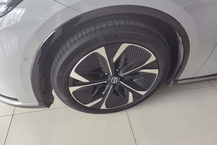 马自达EZ-6 2024款 纯电600智尊版车身外观6007